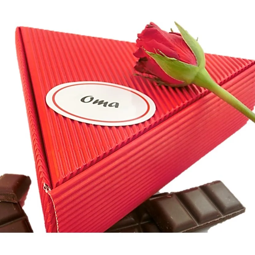 Produktbild: Geschenk Oma aus Rosen und Frucht